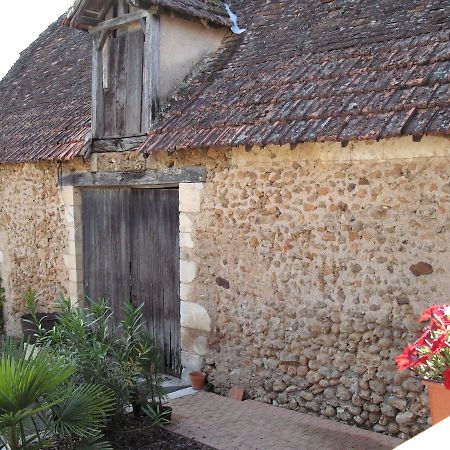 Chambre D'Hotes Aux Portes Du Perigord Noir La Douze Luaran gambar