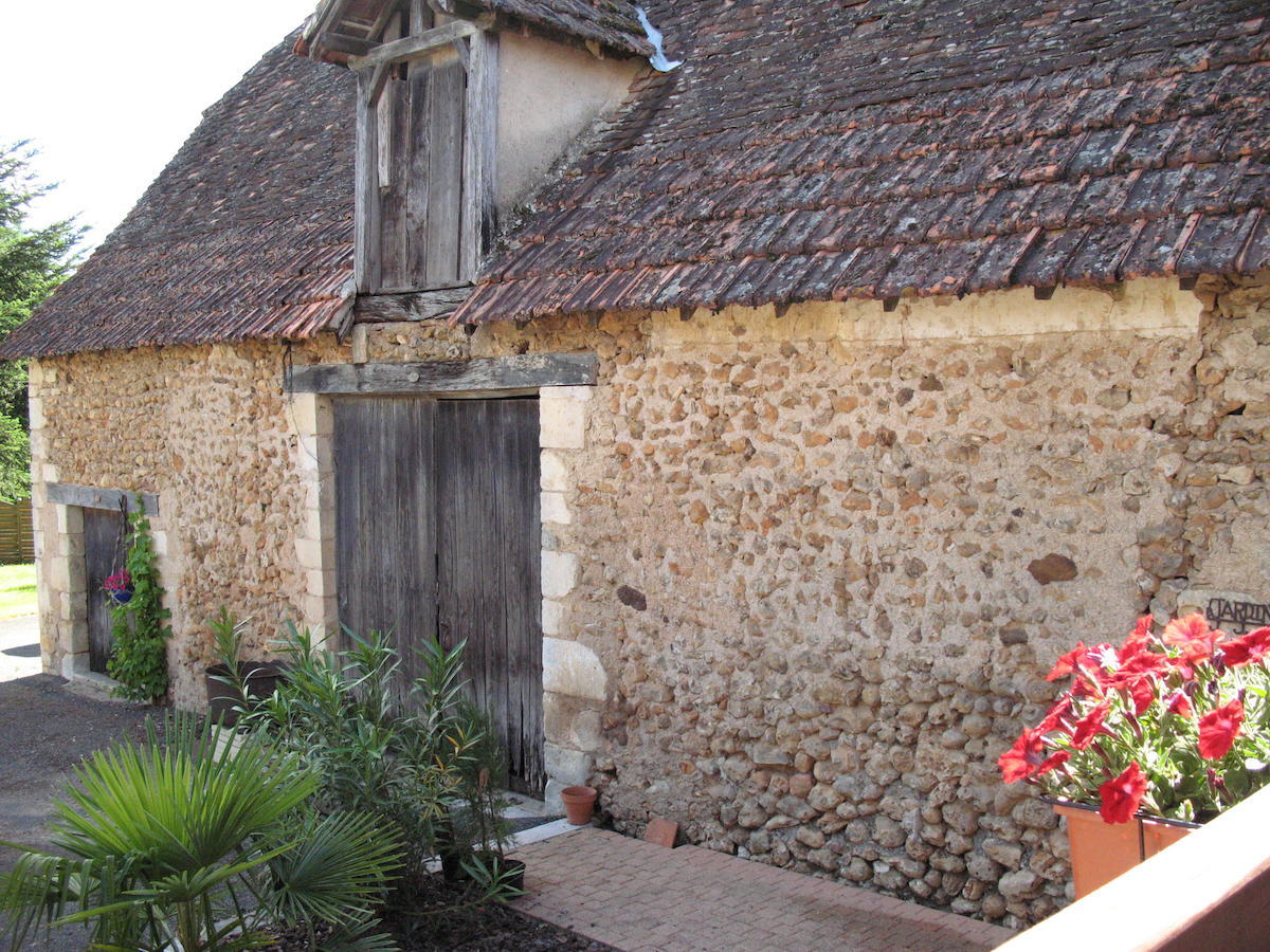 Chambre D'Hotes Aux Portes Du Perigord Noir La Douze Luaran gambar